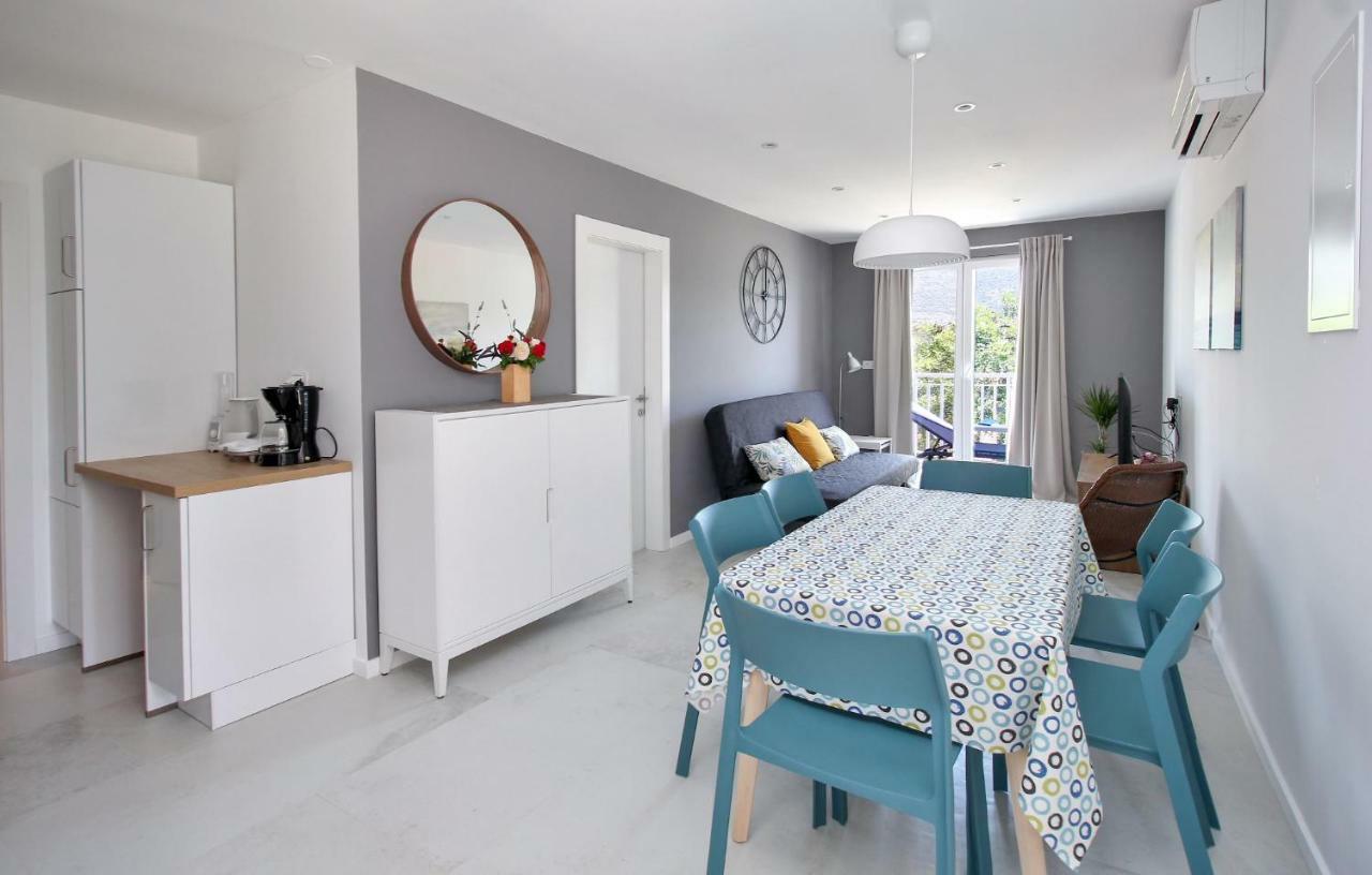 Apartment Levanat Molunat Exterior photo